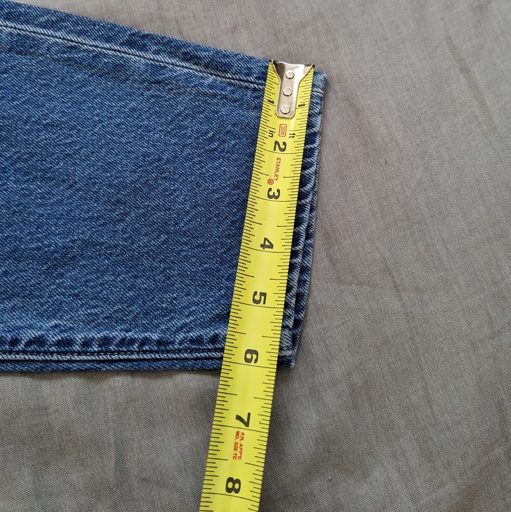 Levi's High Loose Taper Jeans - Picture 8 of 10